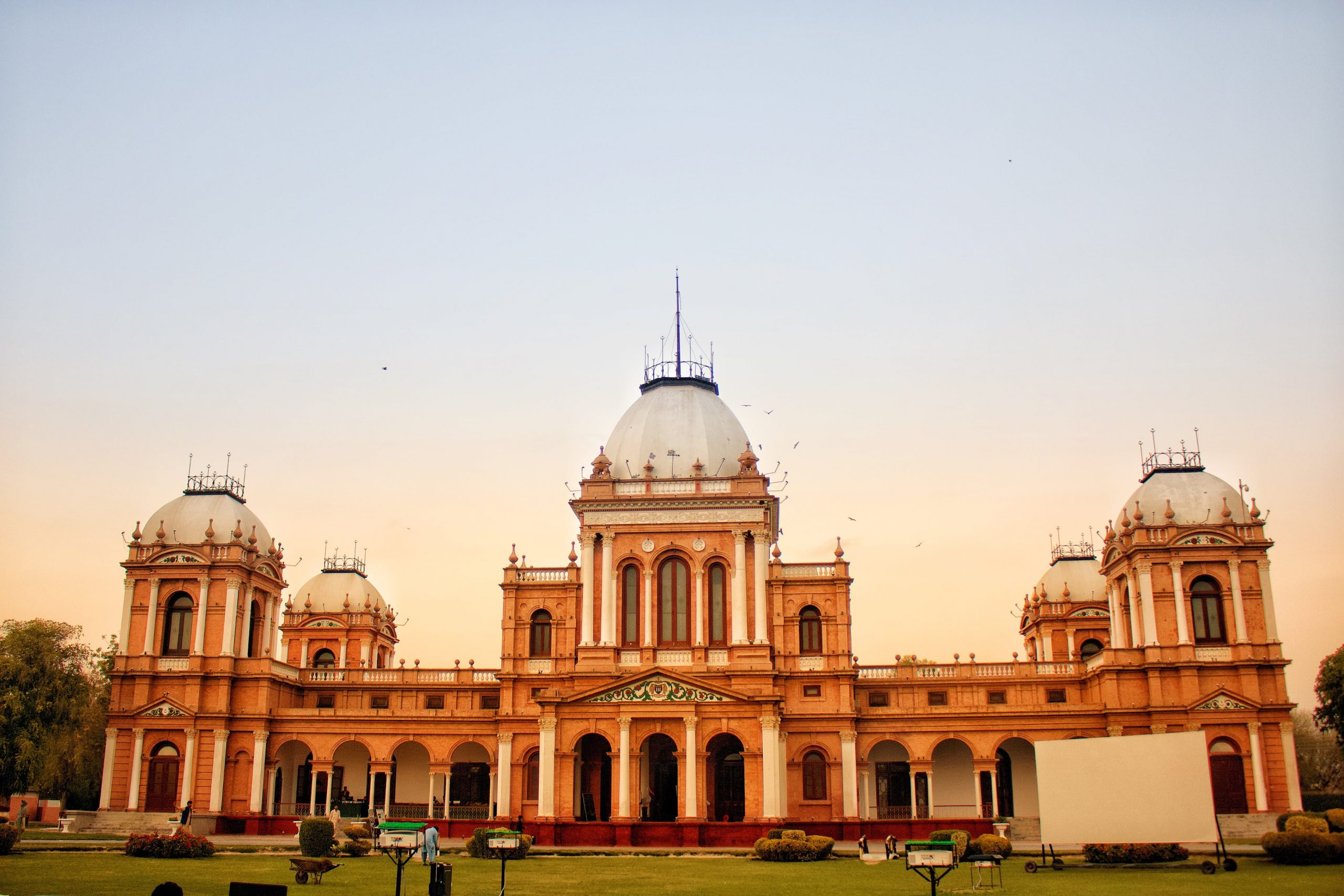 Noor Mahal Bahawalpur